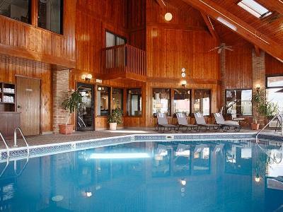 Park Inn By Radisson Гроув Сити Екстериор снимка